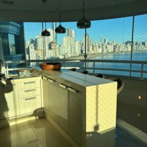 Apartamento Residencial - Edifício Barra Tower 18º Andar